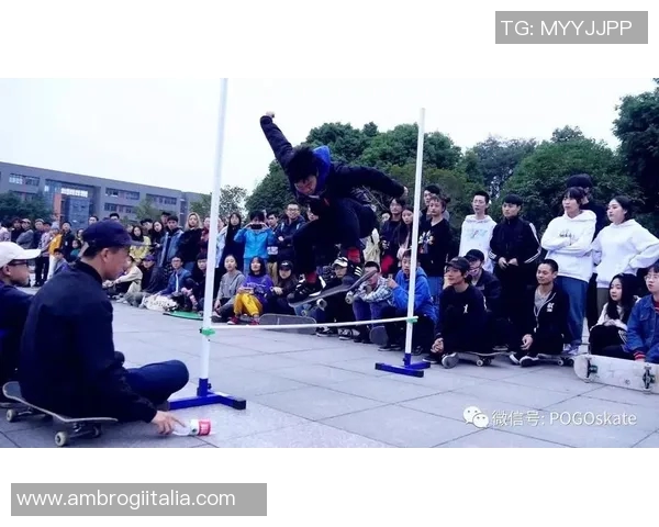 成都滑板队协作创新引发热议滑板文化新变革